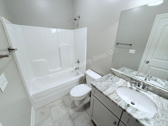 Building Photo - 4BD / 4.5BA FOR RENT