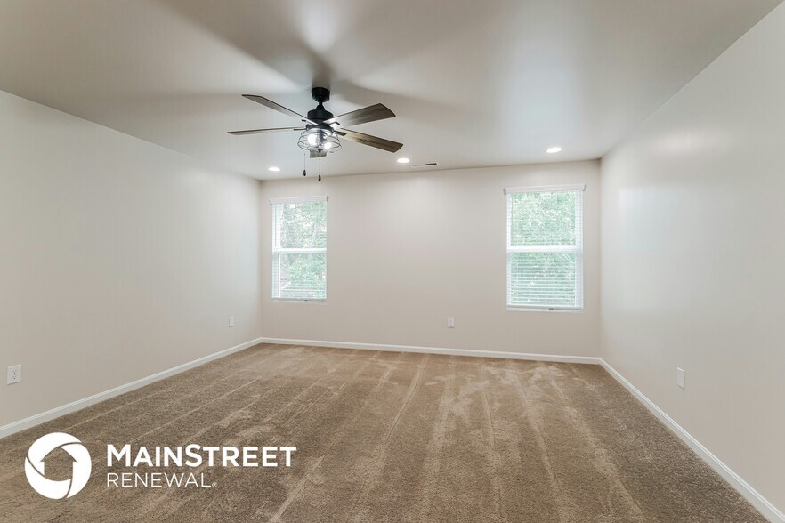 Building Photo - 11930 Wooden Trace Dr