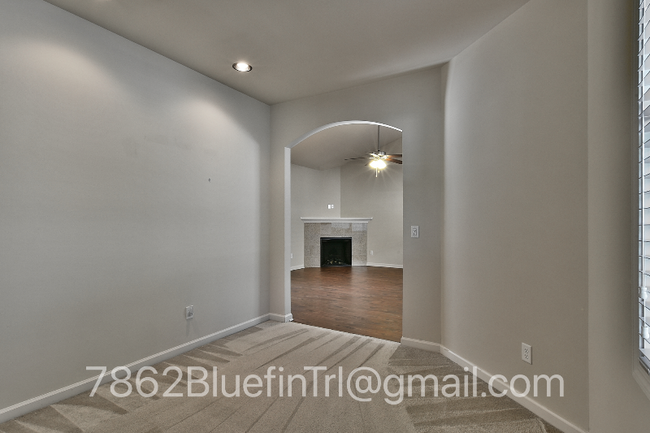 Building Photo - 7862 Bluefin Trail