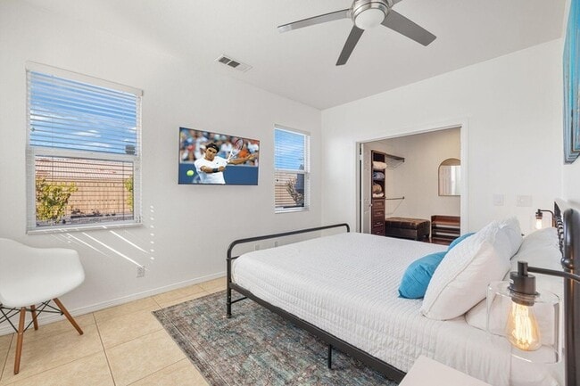 Building Photo - Updated 3BR Home with Private Pool in Tierra del Sol Community – Coachella