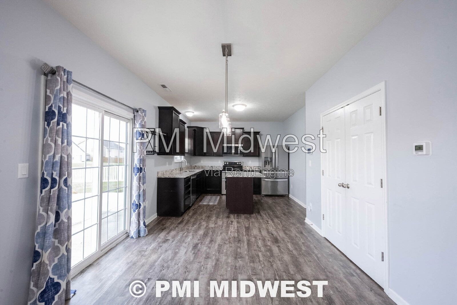 Building Photo - 8171 Brookville Wy