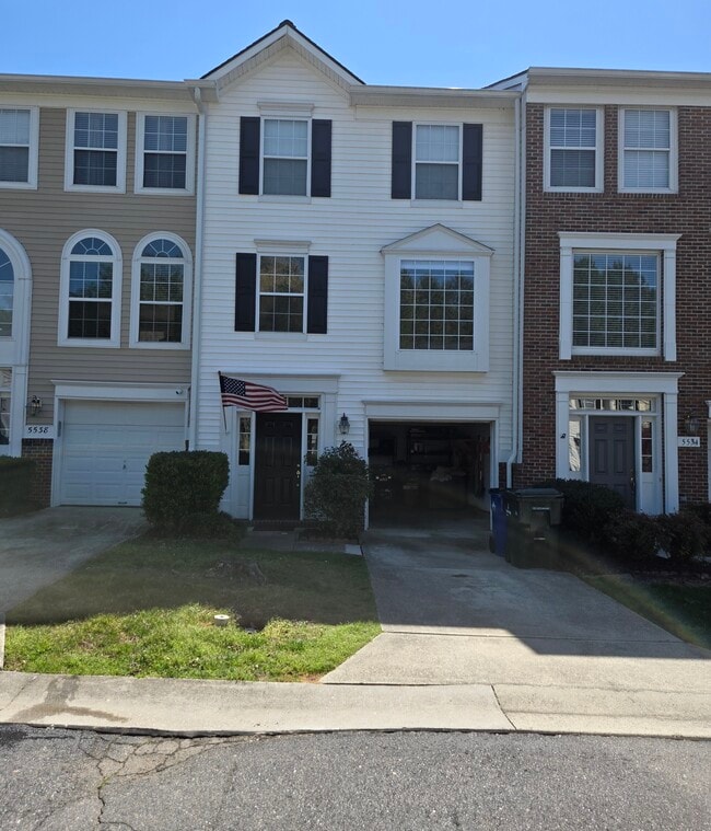 Building Photo - 5536 Vista View Ct