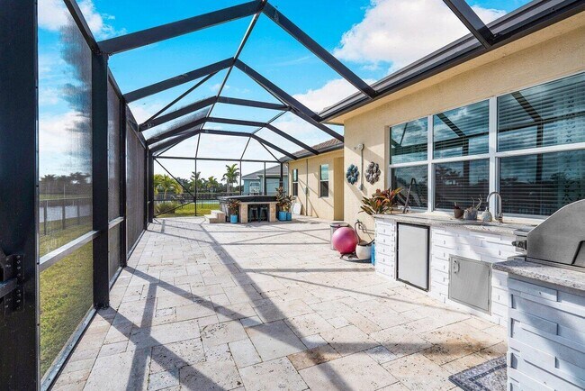Building Photo - 15964 Whippoorwill Cir