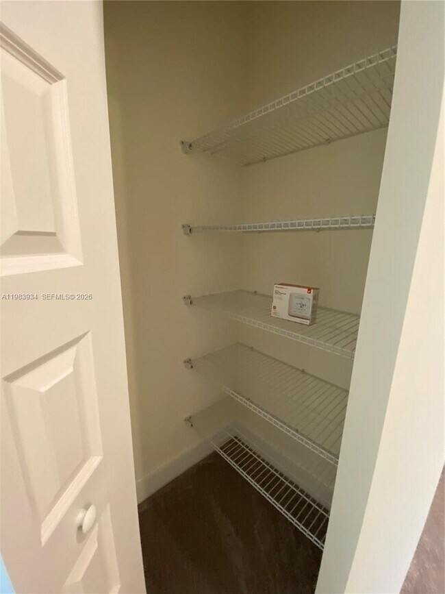 Building Photo - 8379 Central Park Blvd