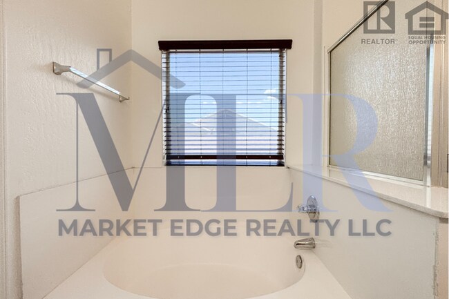 Building Photo - 3Bed/2Bath Home at Chandler Blvd/Alma Scho...