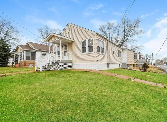 Building Photo - 3701 Viking Ave