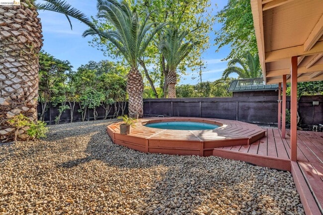 Building Photo - 3300 Concord Ave