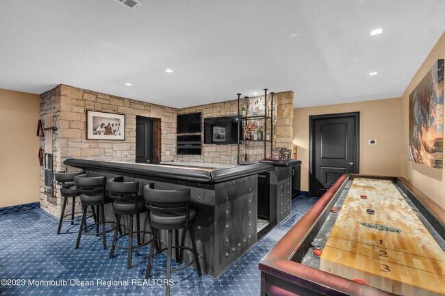 Building Photo - 502 Brighton Ave