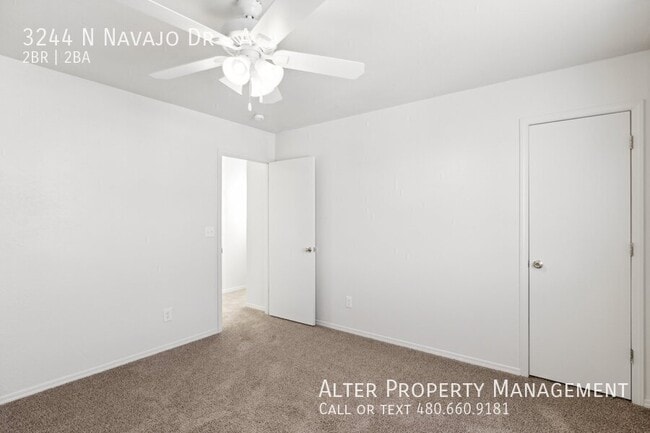 Building Photo - 3244 N Navajo Dr