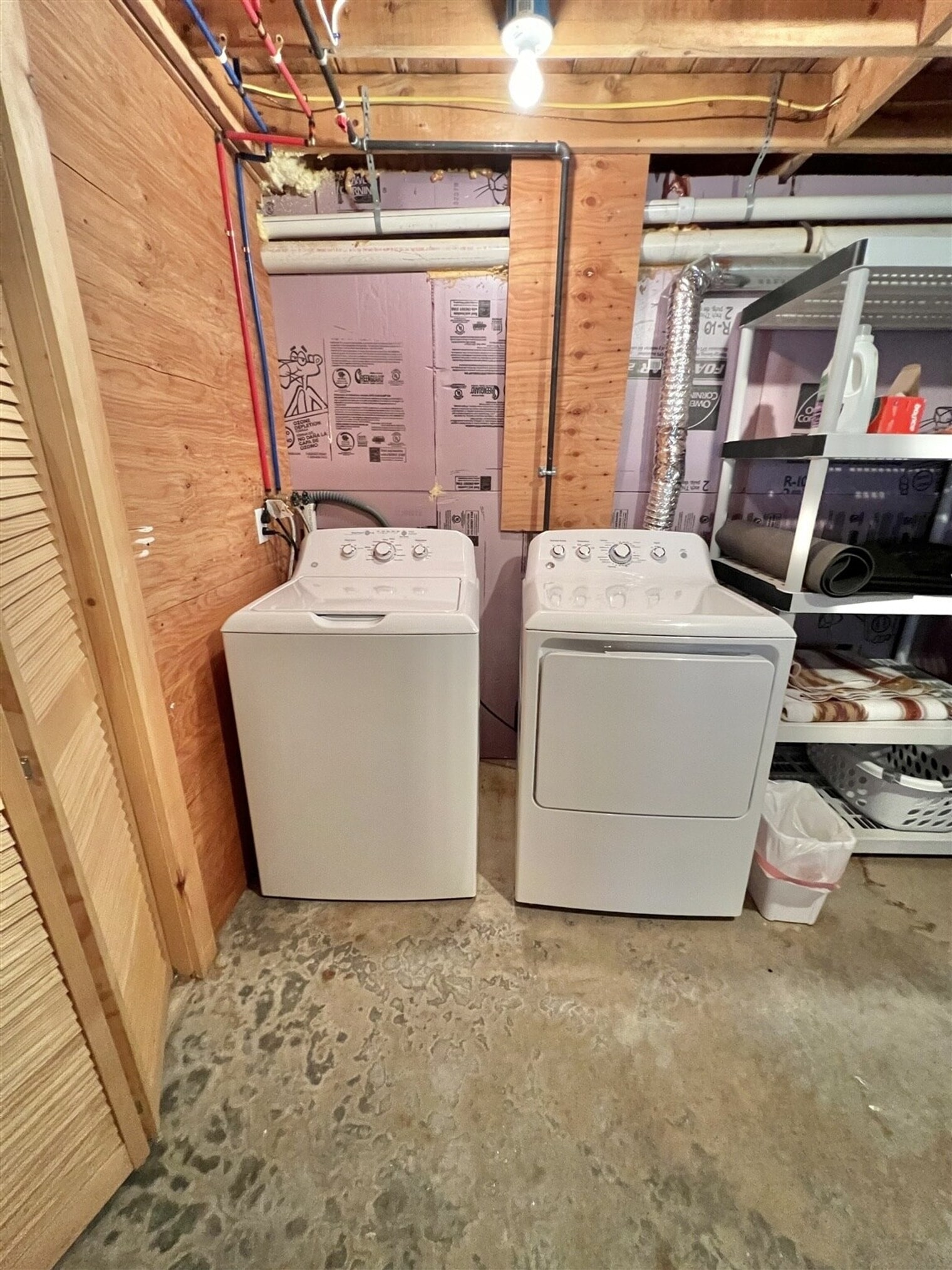 Building Photo - 20 Historical Ridge Rd