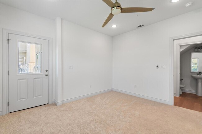 Building Photo - 2105 Tiger Trail