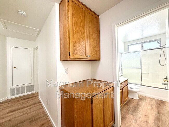 Building Photo - 44836 Marge Pl