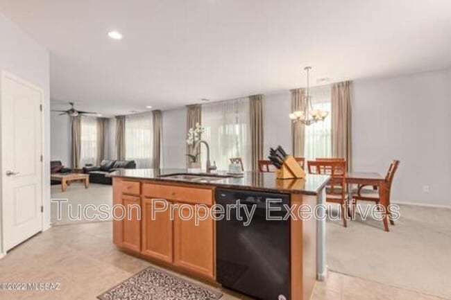 Building Photo - 11545 W Oilseed Dr