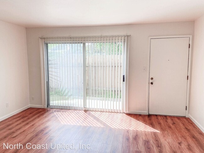 Building Photo - 2227 Northrop Ave