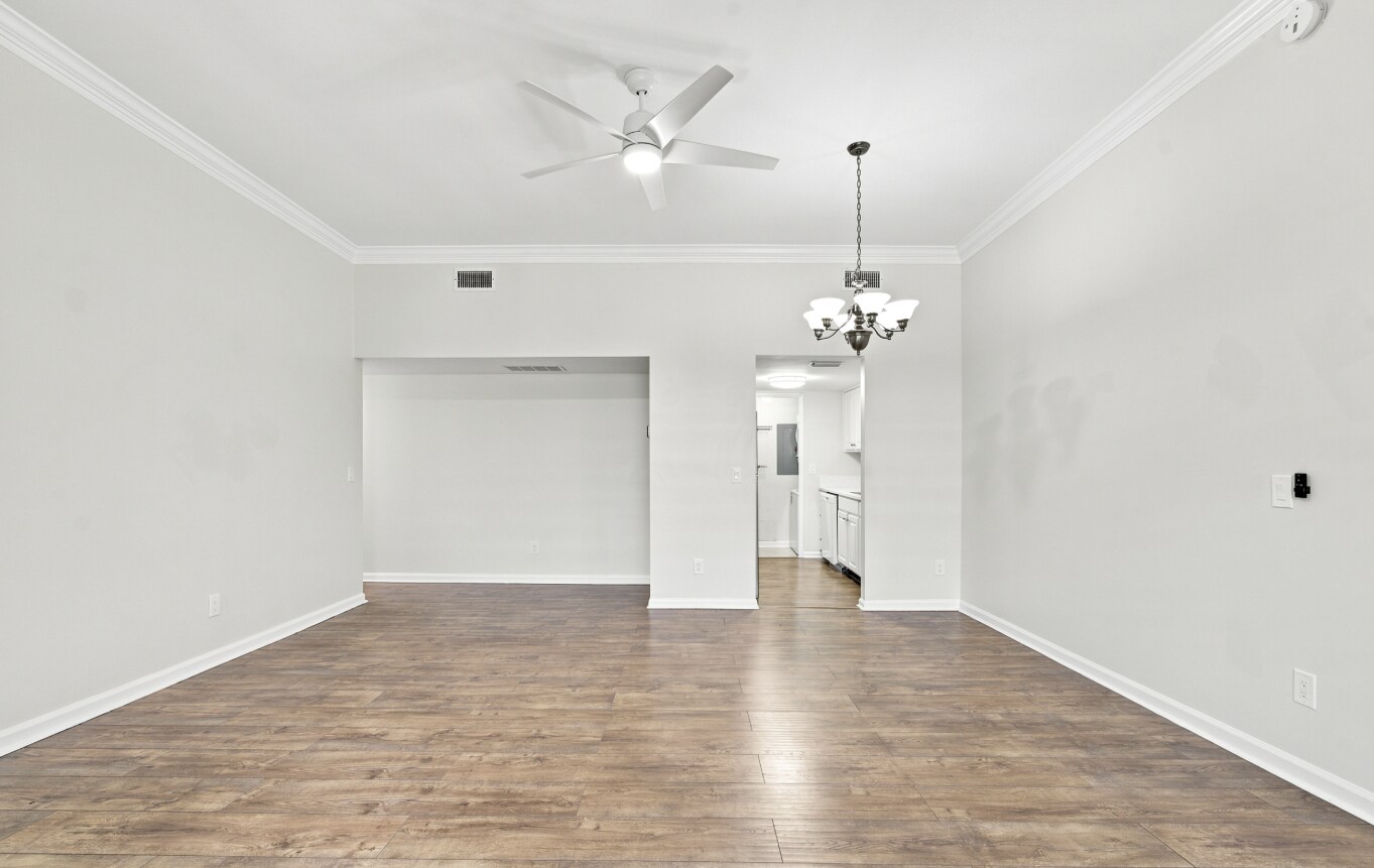 Building Photo - 2912 Saint Johns Ave