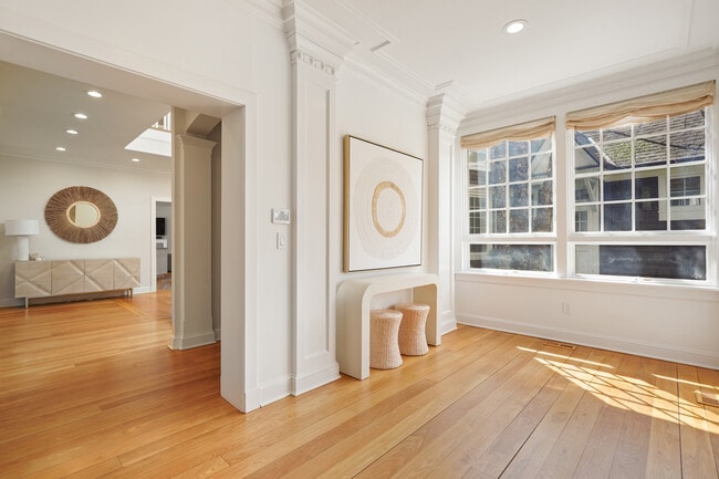 Building Photo - 556 Riversville Rd