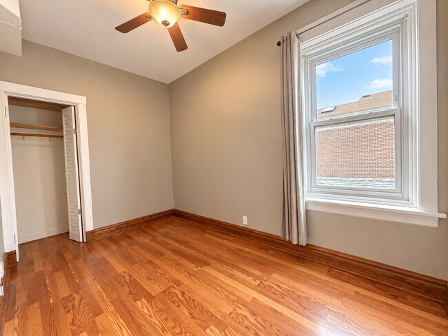Building Photo - 3347 S Emerald Ave