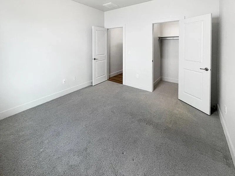Building Photo - 5457 S Polaris Ave