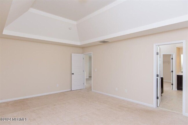 Building Photo - 142 Pamlico Drive