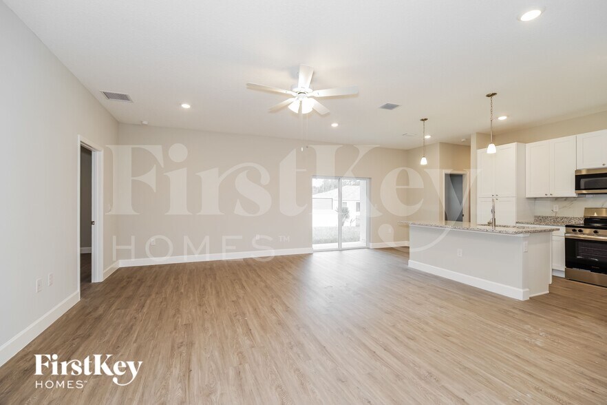 Building Photo - 1037 Garvey Rd
