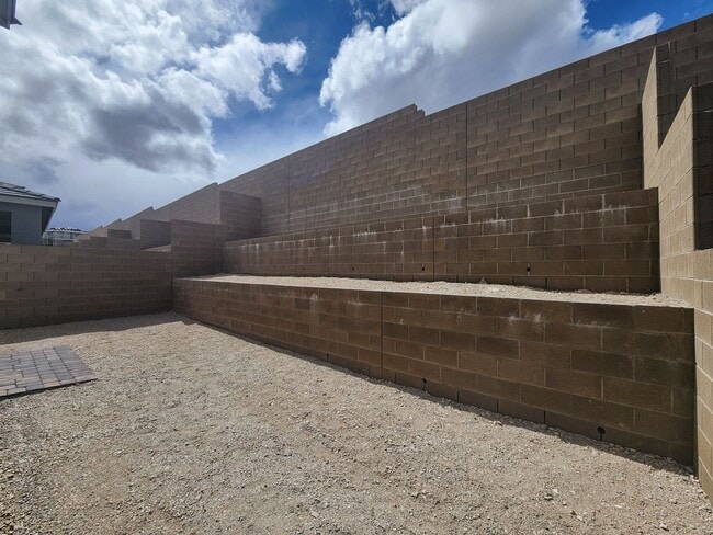 Building Photo - WOW New Built in Summerlin!