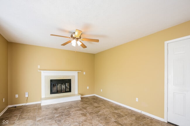 Building Photo - 6456 Apollo Way