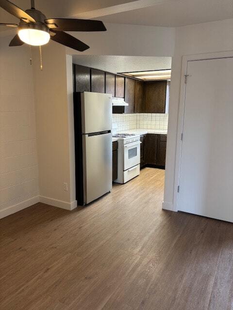 Building Photo - 2122 Orchard Dr