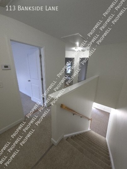 Building Photo - 113 Bankside Ln