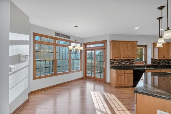 Building Photo - 4N550 School Rd