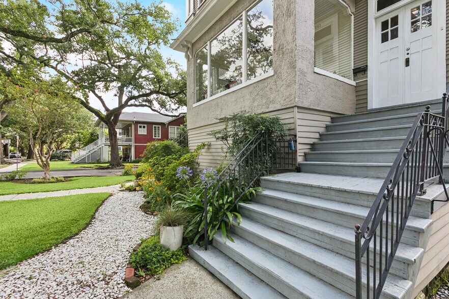 Building Photo - 1933 Audubon St