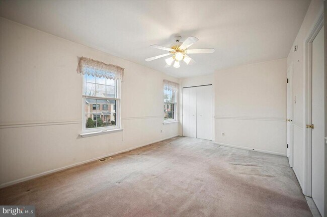 Building Photo - 25 Ruth Rd