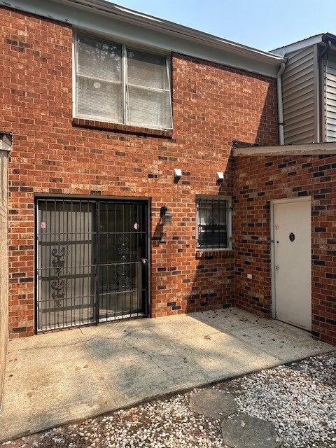 Building Photo - 202 Seminole Trail