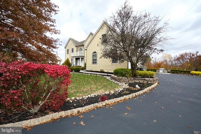 Building Photo - 1401 Hampstead Ct