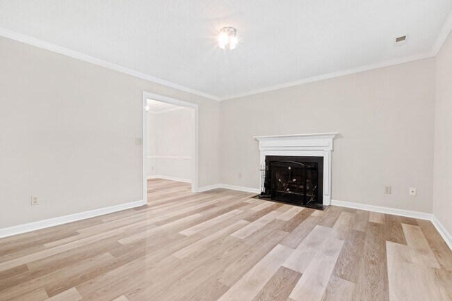 Building Photo - 3-Bedroom Home for in Cary – Close to Down...