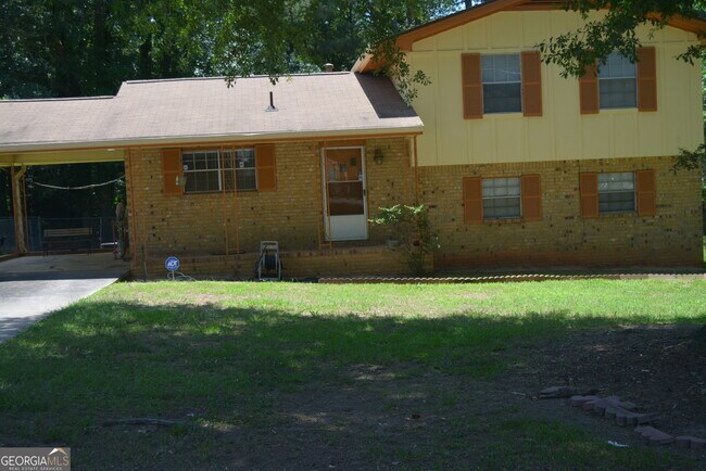 Building Photo - 354 Roy Huie Rd