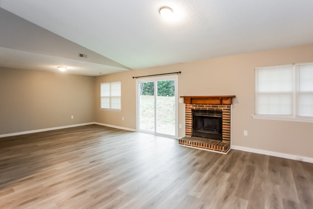 Building Photo - 8127 Sheringham Way