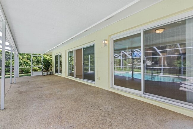 Building Photo - 9 Crompton Pl