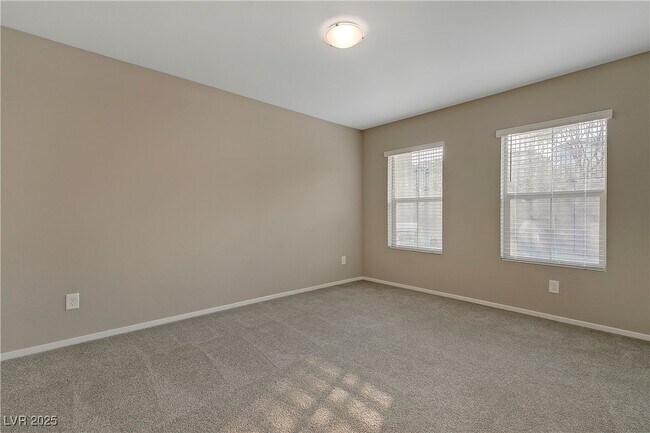 Building Photo - 41 Lomita Heights Dr