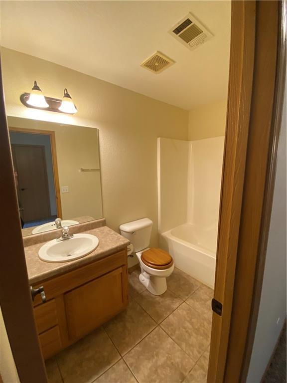 Building Photo - 3230 Memory Ln
