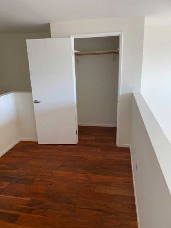 Building Photo - 3627 Dunn Dr