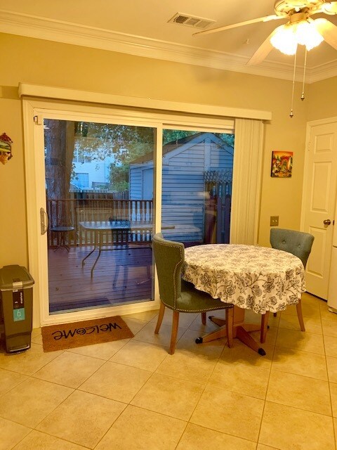 Building Photo - 3715 Hampton Ct