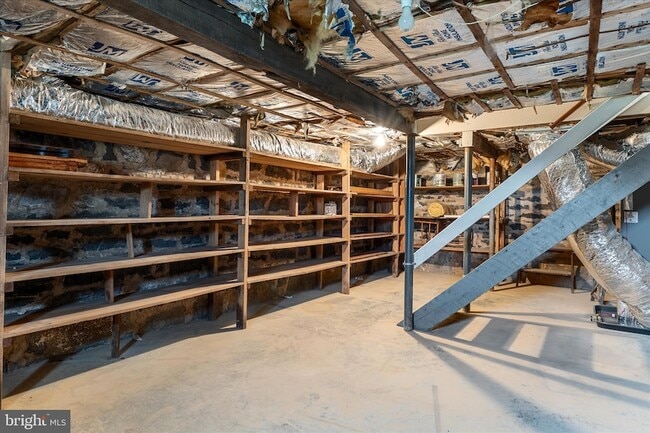 Building Photo - 5452 Middle Rd