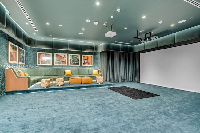 Building Photo - 77 SE 5th St