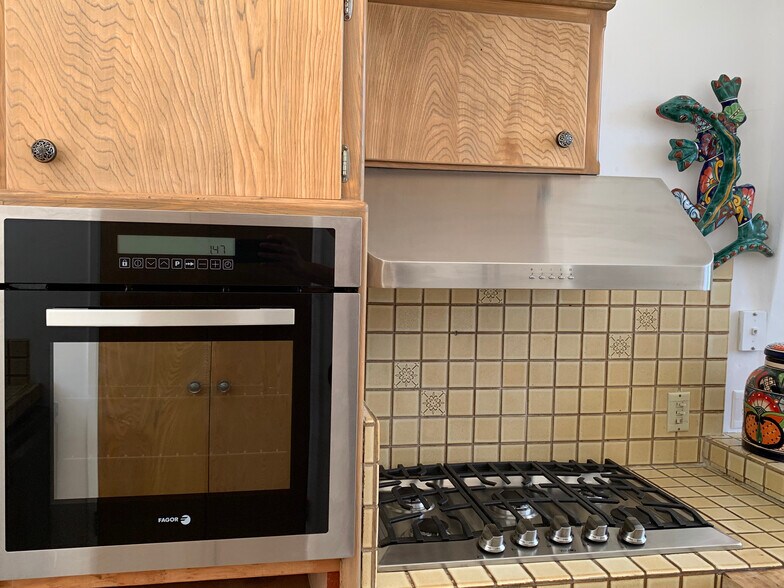 Viking range top, professional hood and Fagor oven - 10458 Pearson Pl