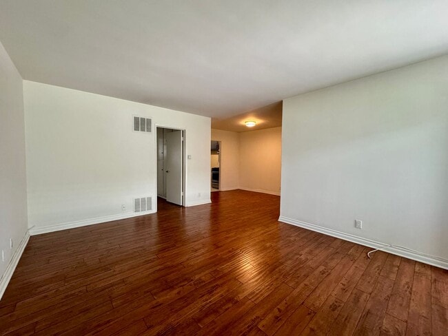 Primary Photo - Updated Lower apartment with Hardwood Floo...