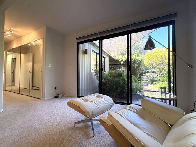 Building Photo - Eichler-Style Gem in Desirable Triple El N...