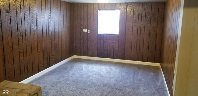 Building Photo - 8803 Balboa Ct