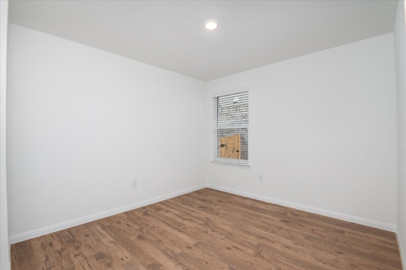 Building Photo - 1936 Lazy Acres St