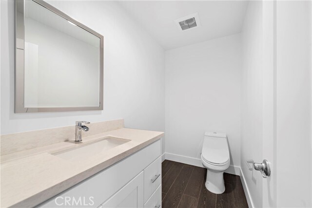 Building Photo - 701 Avenida Presidio