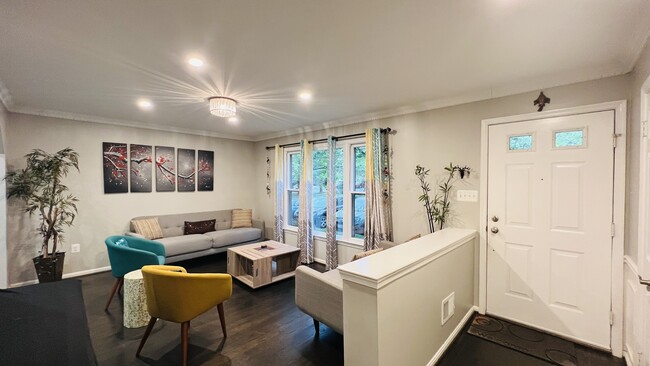 Building Photo - 12480 Sweet Leaf Ter